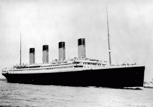 Titanic B&W